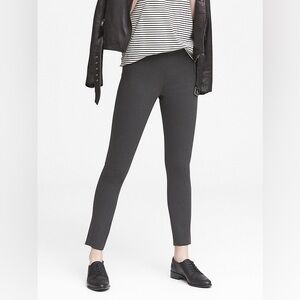 NEW Banana Republic Devon Legging Fit Washable Bi-Stretch Ankle Pant Gray 4R